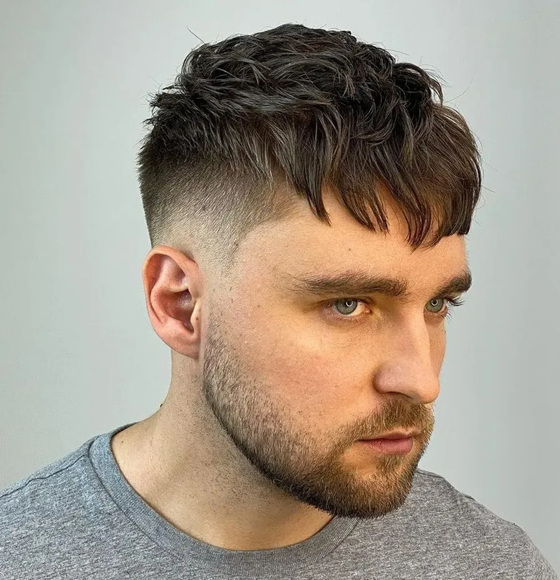 toc-undercut-fringe Tóc undercut fringe