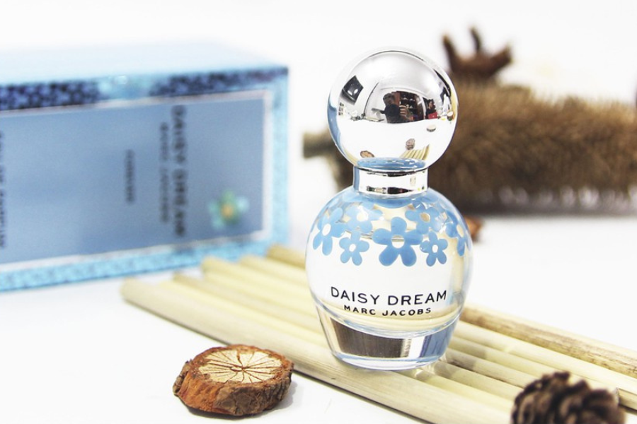 Nước hoa mini Daisy Dream Forever - tinh tế và tươi mới
