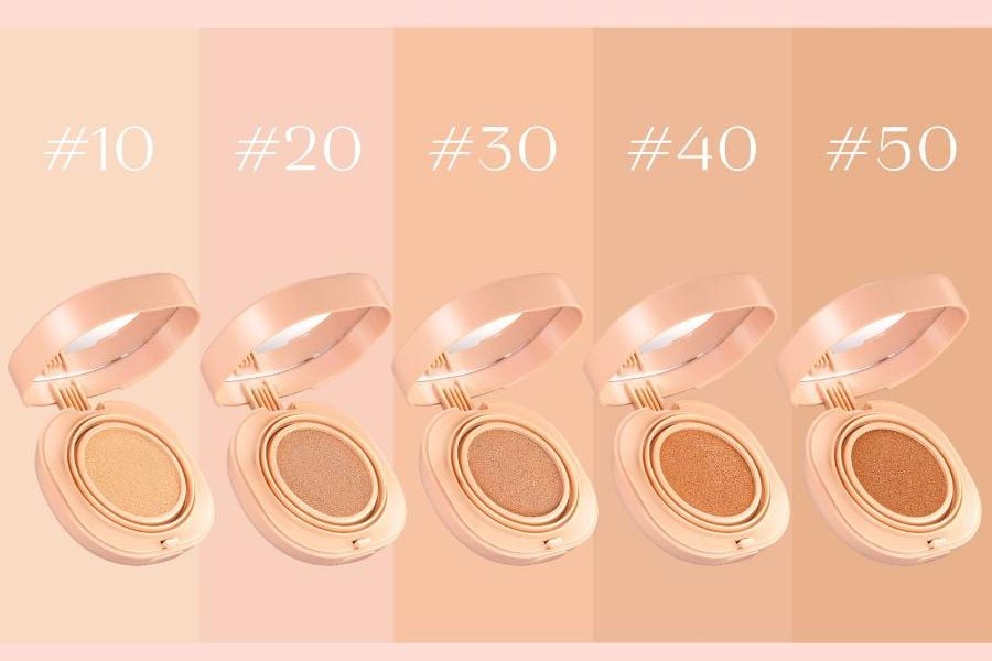 Năm hộp phấn trang điểm với các tông màu khác nhau, được đánh số từ #10 đến #50.