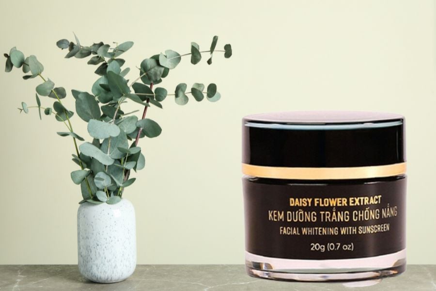 Kem Chống Nắng Hương Thị: Giải Pháp Hoàn Hảo Chống Tia UV 6 Kem dưỡng trắng chống nắng Hương Thị Facial Whitening 20g