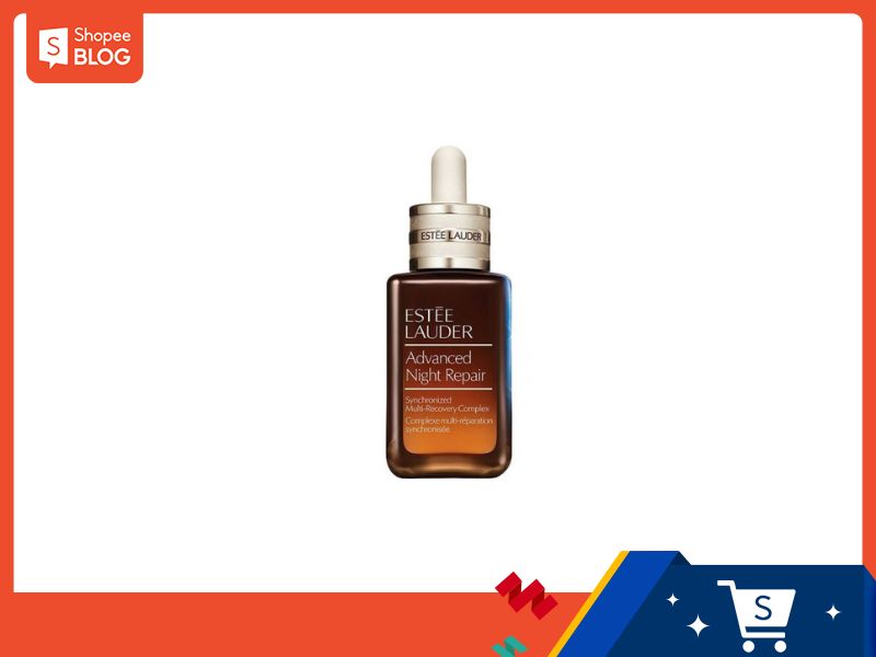3e23220f-serum-tai-tao-da-4 Hình ảnh chai tinh chất dưỡng da màu nâu với ống nhỏ giọt trên nền trắng, kèm logo thương hiệu.