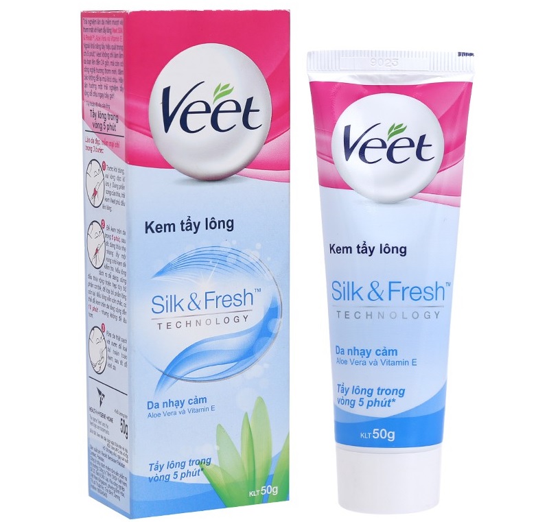 4ec88f0f-review-kem-tay-long-veet Hộp và tuýp kem tẩy lông Veet, công nghệ Silk & Fresh, dành cho da nhạy cảm, trọng lượng 50g.