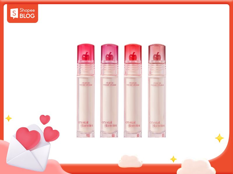 60e76fb0-son-mau-hong-dat-dep-18 Bốn chai mỹ phẩm có nắp màu đỏ, xếp hàng ngang trên nền trắng với viền đỏ trang trí xung quanh.