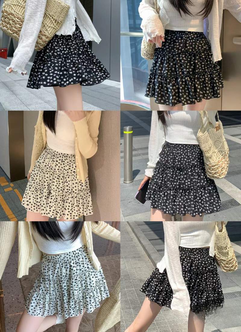 10 Cách Phối Đồ Với Chân Váy Hoa Nhí Giúp Bạn Tỏa Sáng Mùa Hè 4 Người mẫu mặc váy ngắn hoa nhí màu đen và trắng, phối áo cardigan, chụp ngoài trời và trong nhà.