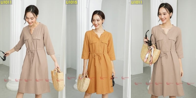 Ba người mặc váy dáng suông với các màu khác nhau, cầm túi xách, đứng trong không gian nội thất.