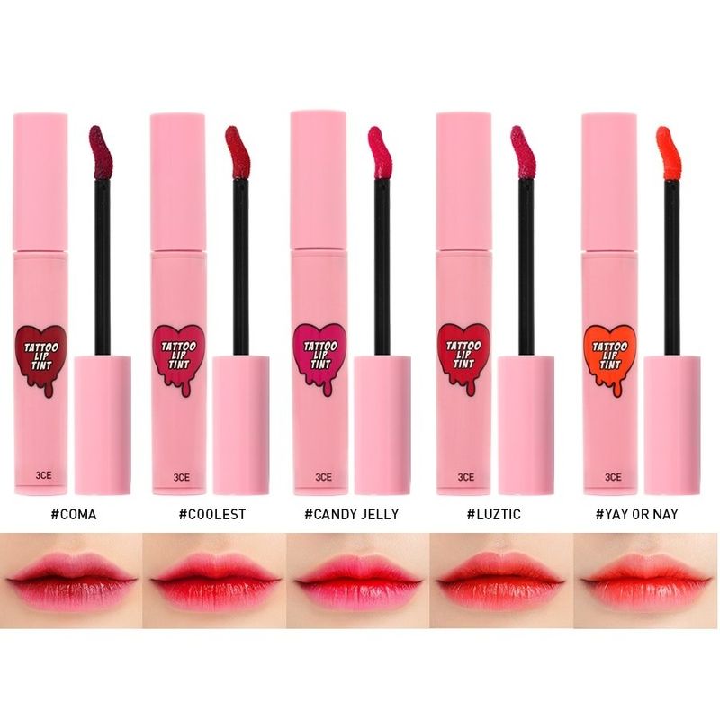 d6977fd2-mau-son-3ce-hop-voi-da-ngam-1 Bộ sưu tập son tint với năm màu sắc khác nhau, mỗi màu được thử nghiệm trên môi, nền trắng.