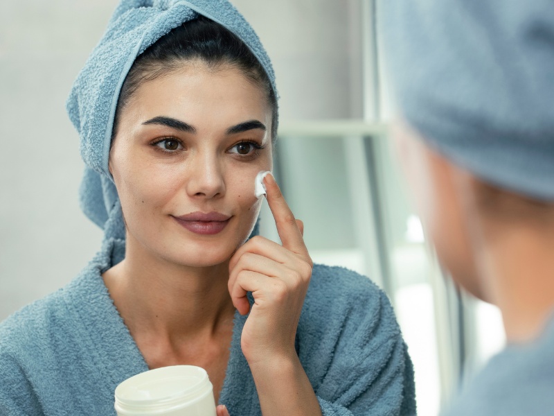 ffb0ca9f-kem-duong-retinol-16 Lưu ý khi dùng kem dưỡng Retinol