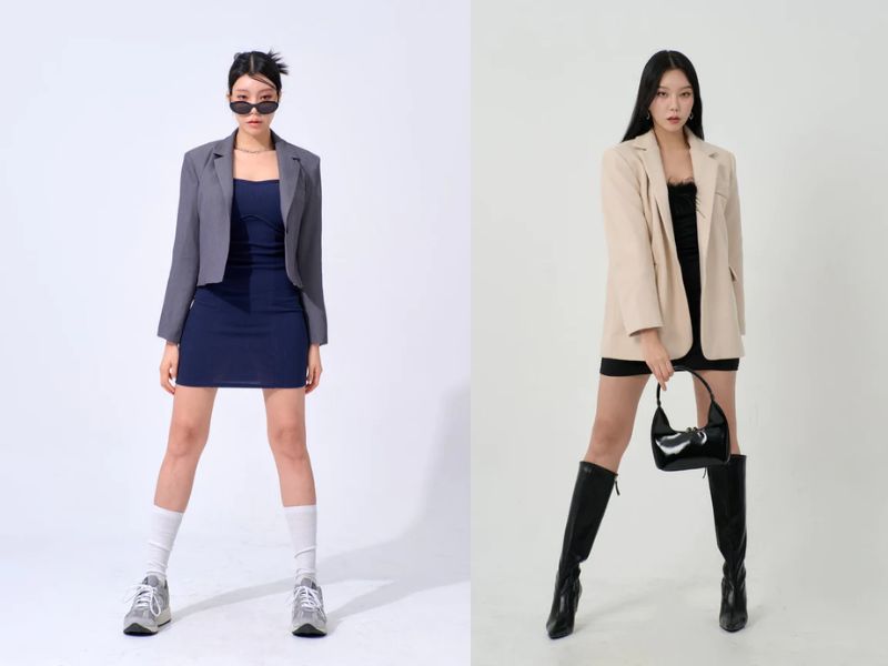 Hai người mẫu diện váy ngắn và áo khoác, một người mang giày thể thao, người kia mang bốt cao cổ.