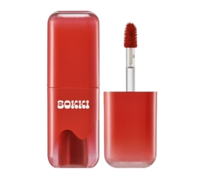Black Rouge Glow Bokki Tint giúp sáng khuôn mặt, mang lại vẻ tươi tắn, trẻ trung