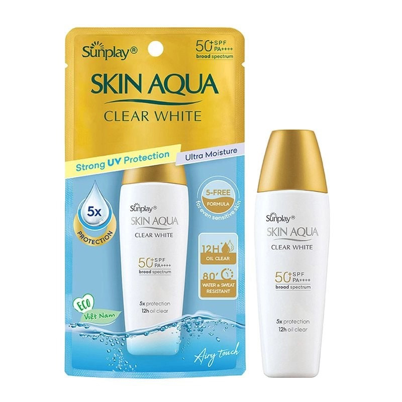 Hình ảnh chai kem chống nắng Sunplay Skin Aqua Clear White với bao bì màu vàng và xanh dương.