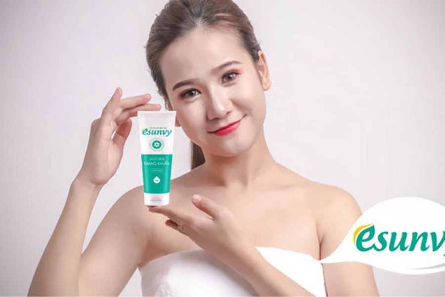 Giá của sữa rửa mặt Esunvy là bao nhiêu?
