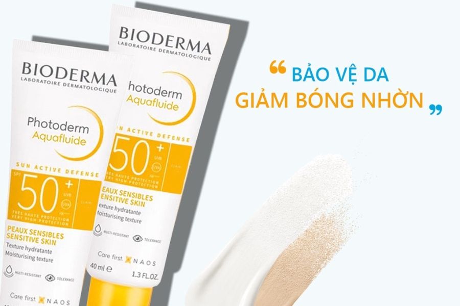 Hai tuýp kem chống nắng Bioderma SPF 50+ với nền trắng, dòng chữ "Bảo vệ da giảm bóng nhờn".