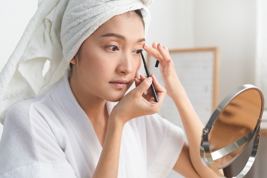 cách sử dụng chì kẻ mày Karadium