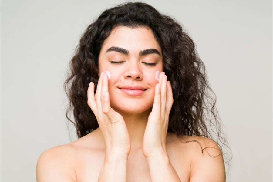 Hướng dẫn cách dùng Eucerin kem chống nắng cho da dầu