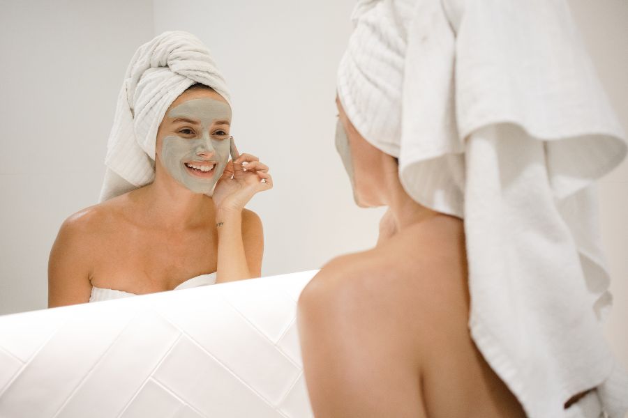 Tìm hiểu về kẽm oxit - hoạt chất không thể thiếu trong nhiều sản phẩm mỹ phẩm