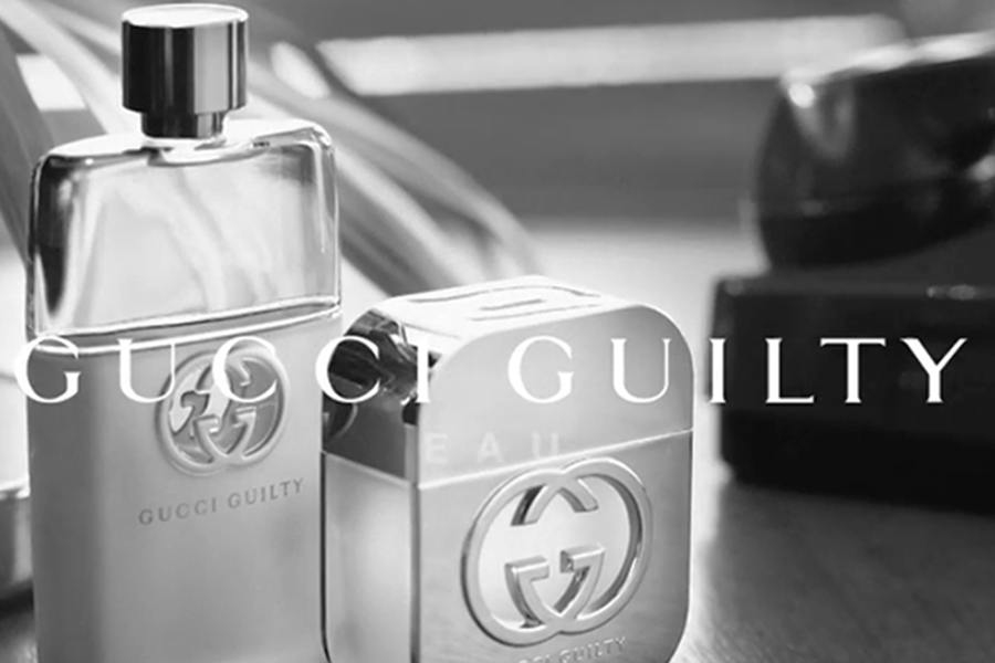 Nước hoa Gucci Flora mang lại cảm giác như đang lạc vào thế giới hoa