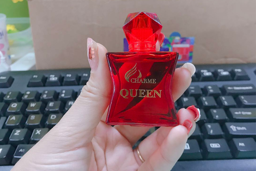 Nước hoa Charme mini Queen - mùi hương nữ tính và tinh tế