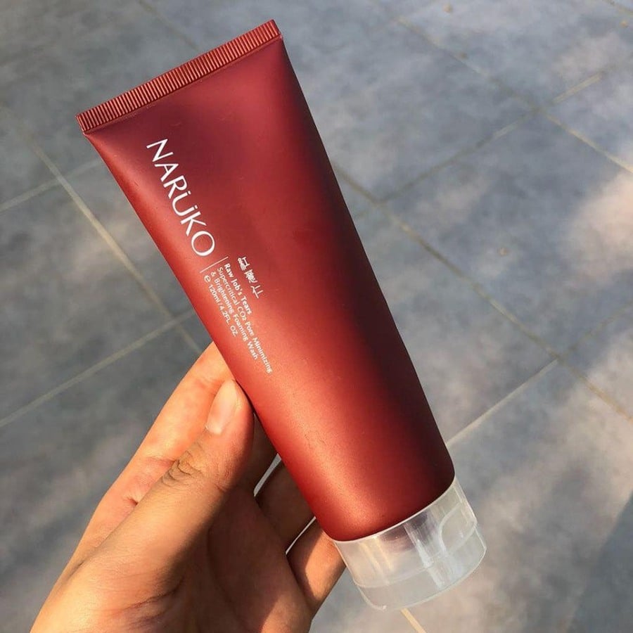 Sữa rửa mặt Naruko RJT Pore Minimizing & Brightening Ý dĩ nhân đỏ