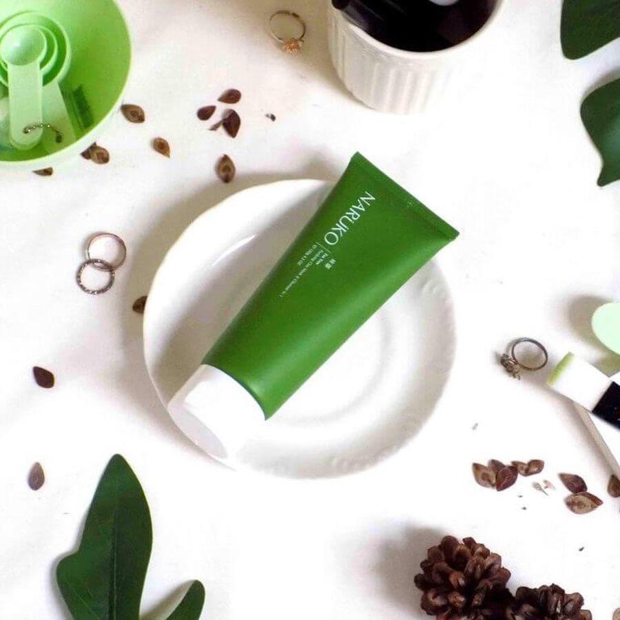 Sữa rửa mặt Naruko dạng bùn Tea Tree Purifying Clay Mask and Cleanser in 1