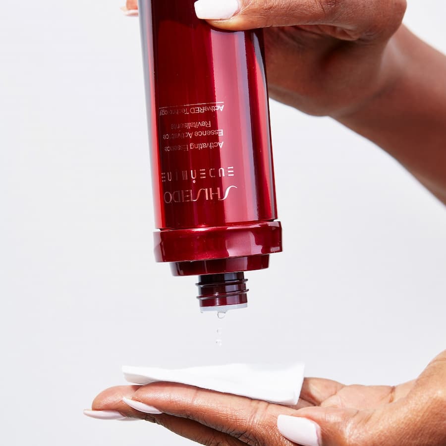 Hướng dẫn sử dụng nước thần Shiseido