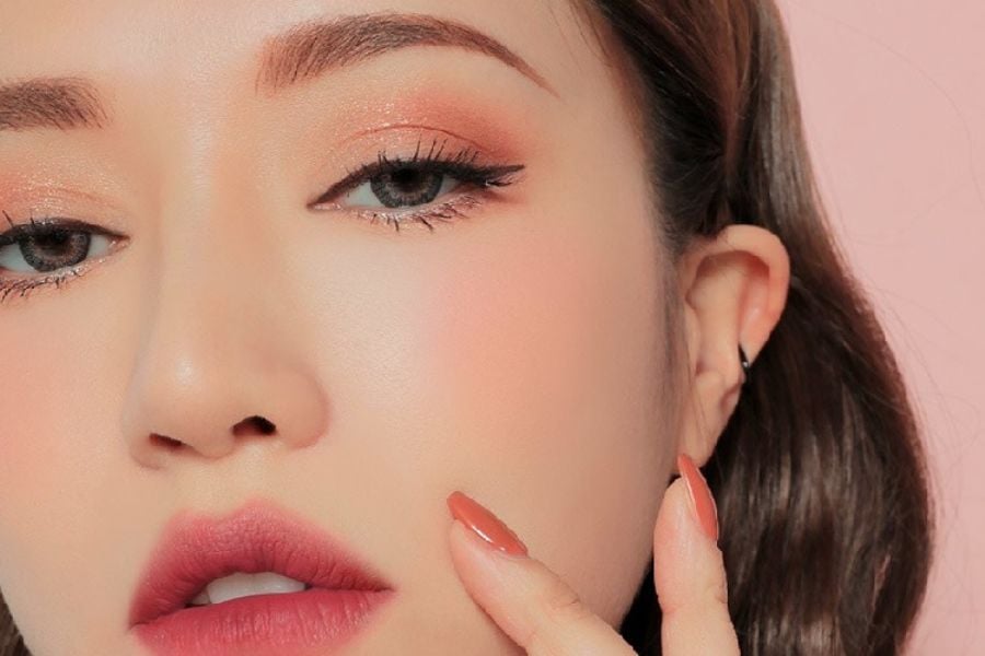 Các màu son phổ biến có thể dùng đánh phấn má hồng