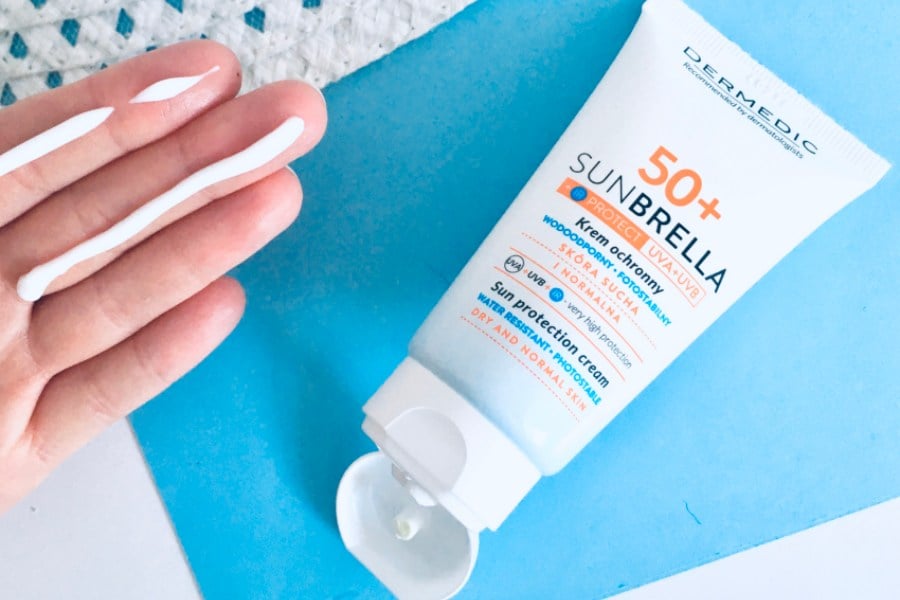 2-review-cac-san-pham-kem-chong-nang-thuong-hieu-dermedic_a47a88a4103d4b73a5d739b0472ece3b Đánh giá chi tiết các sản phẩm kem chống nắng Dermedic