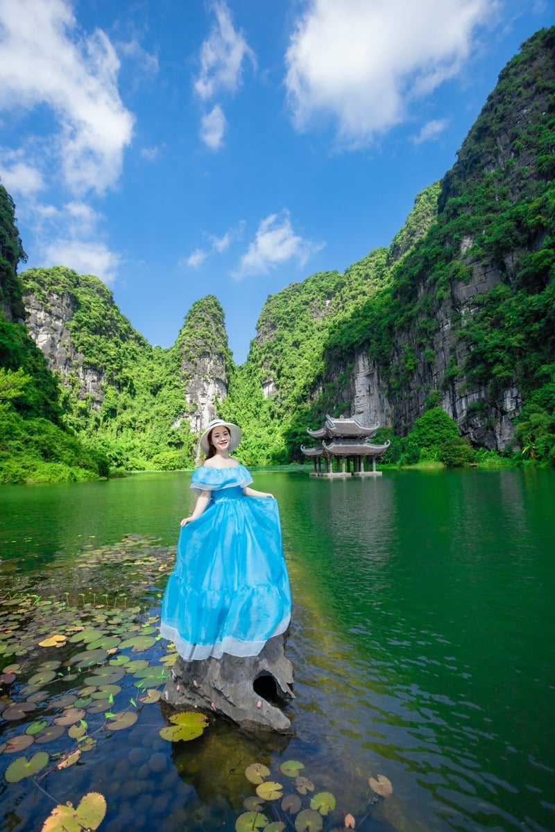 Trang phục leo núi Hang Múa