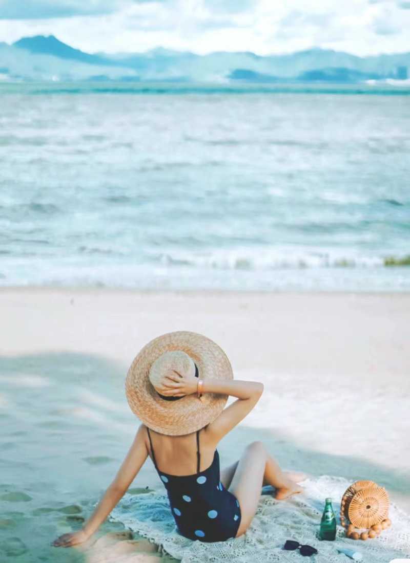 anh-di-bien-chup-sau-lung-_3__14ecbfb89a2e48b28857adc037013697 chụp ảnh đi biển từ sau lưng