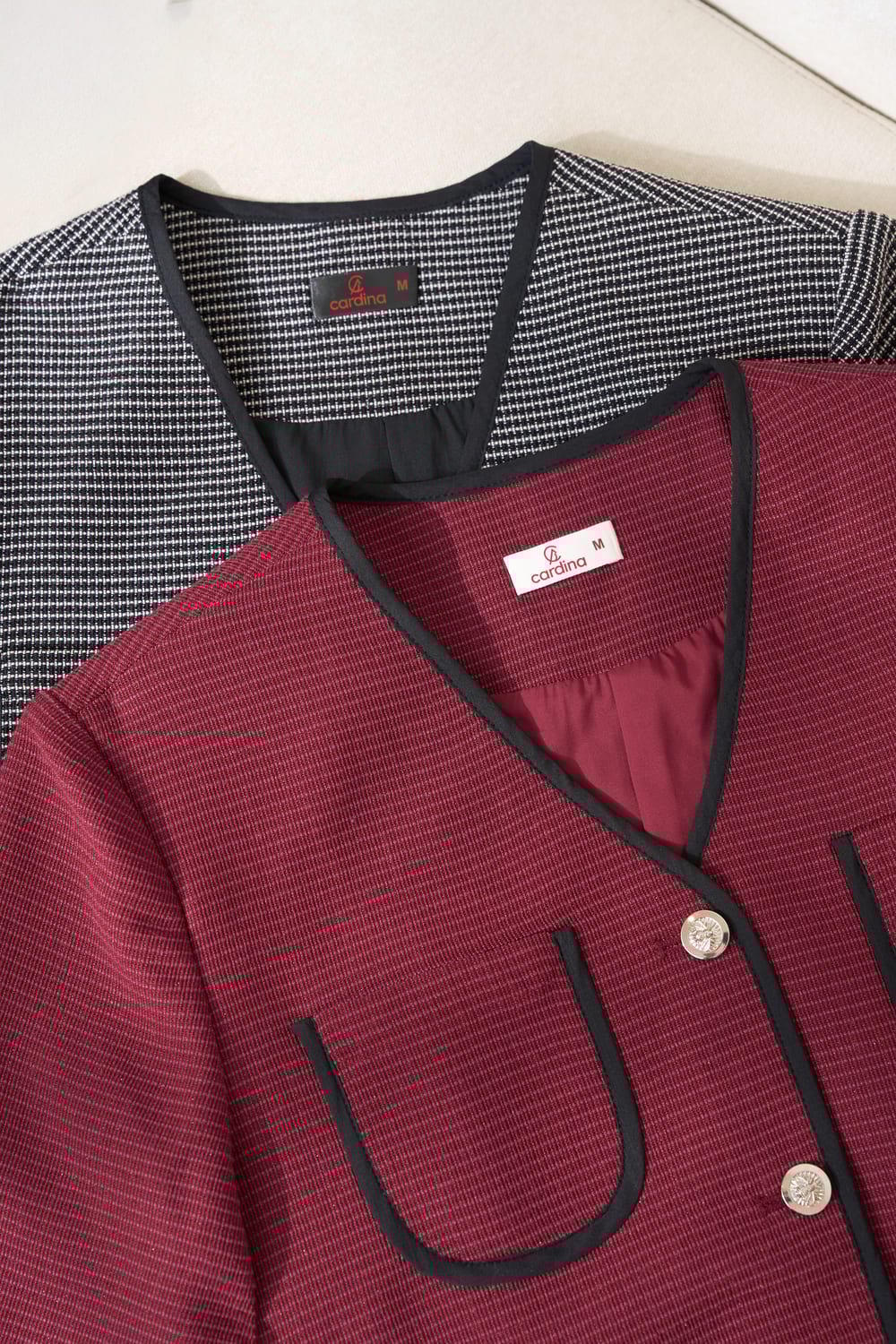 ao-kieu-nu__7__1af8e0dcf8314a11aa6a272108cd4aaf Lựa chọn kiểu dáng và phom áo phù hợp