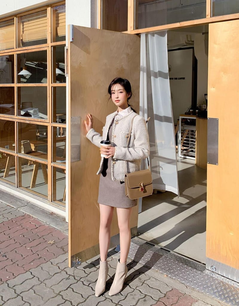 da-tweed-phoi-voi-vay-body-jpg_816f4eb6fa514ccdb8748f1fb389d07e cách phối đồ với áo dạ tweed