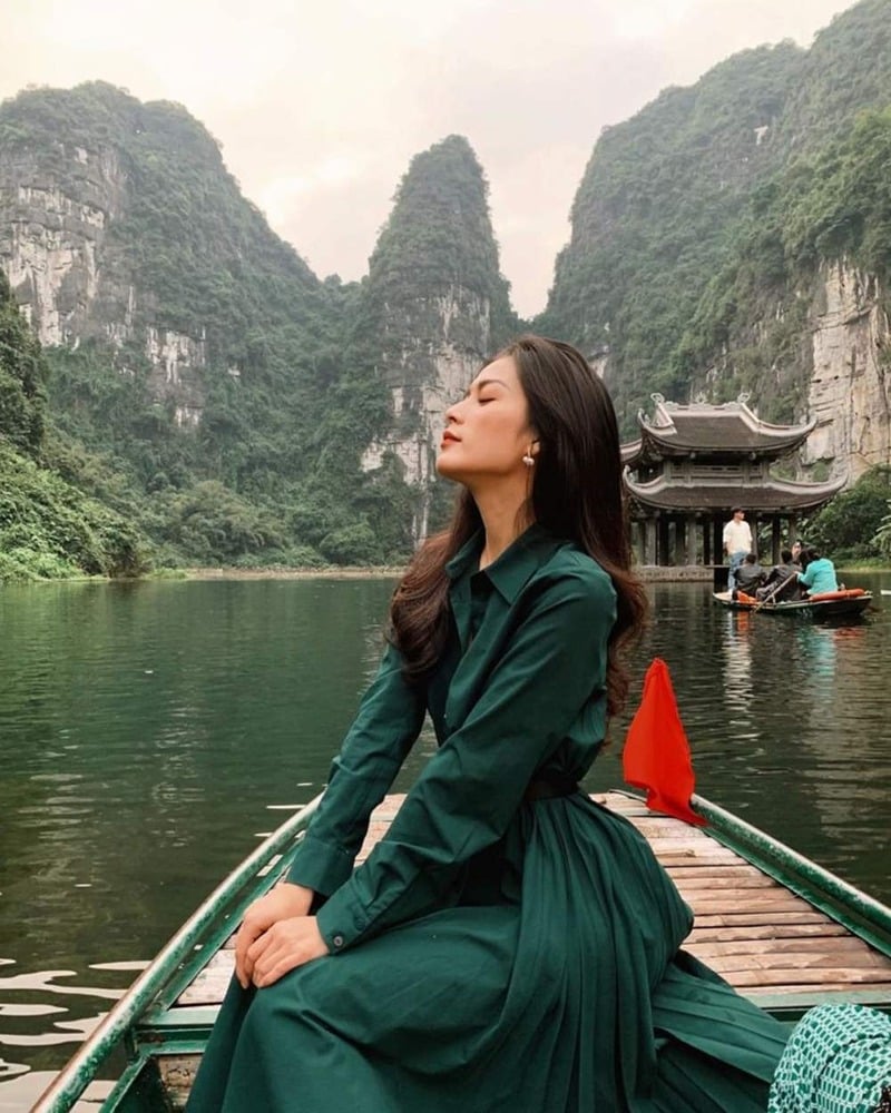 Đầm sơ mi dáng dài