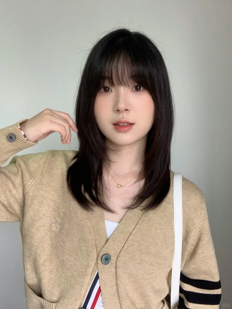 gan-layer-cho-mat-tron-cardina-12-jpg_3386f4c8abd34c36bed6be67f8497b49 chăm sóc tóc ngắn layer