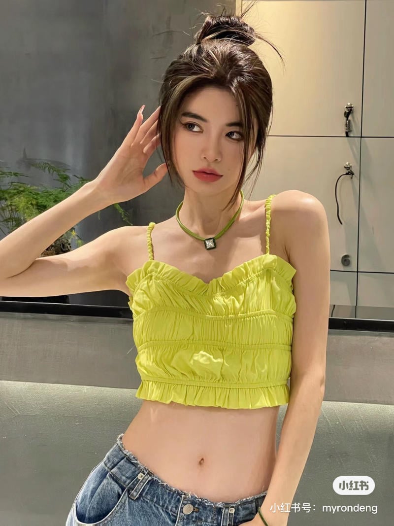 kieu-toc-mai-bay-buoc-cao__11__8571c917e2254832a823b02f14b60565 Tóc mái bay buộc cao