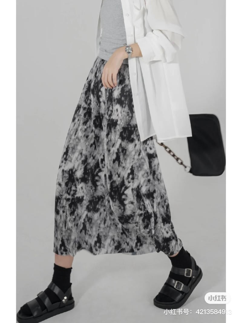 mac-do-tie-dye-dep-cardina__5_-jpg_e93a79b0022e45f3b0b9b661bf55d7b4 tie dye