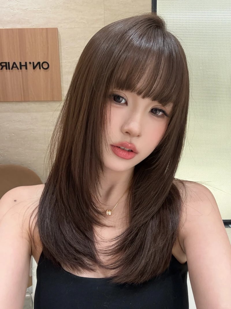 mat-tron-de-toc-gi-cardina-25-jpg_e15072458c514cd88c745b317a3813ef mặt tròn để tóc gì