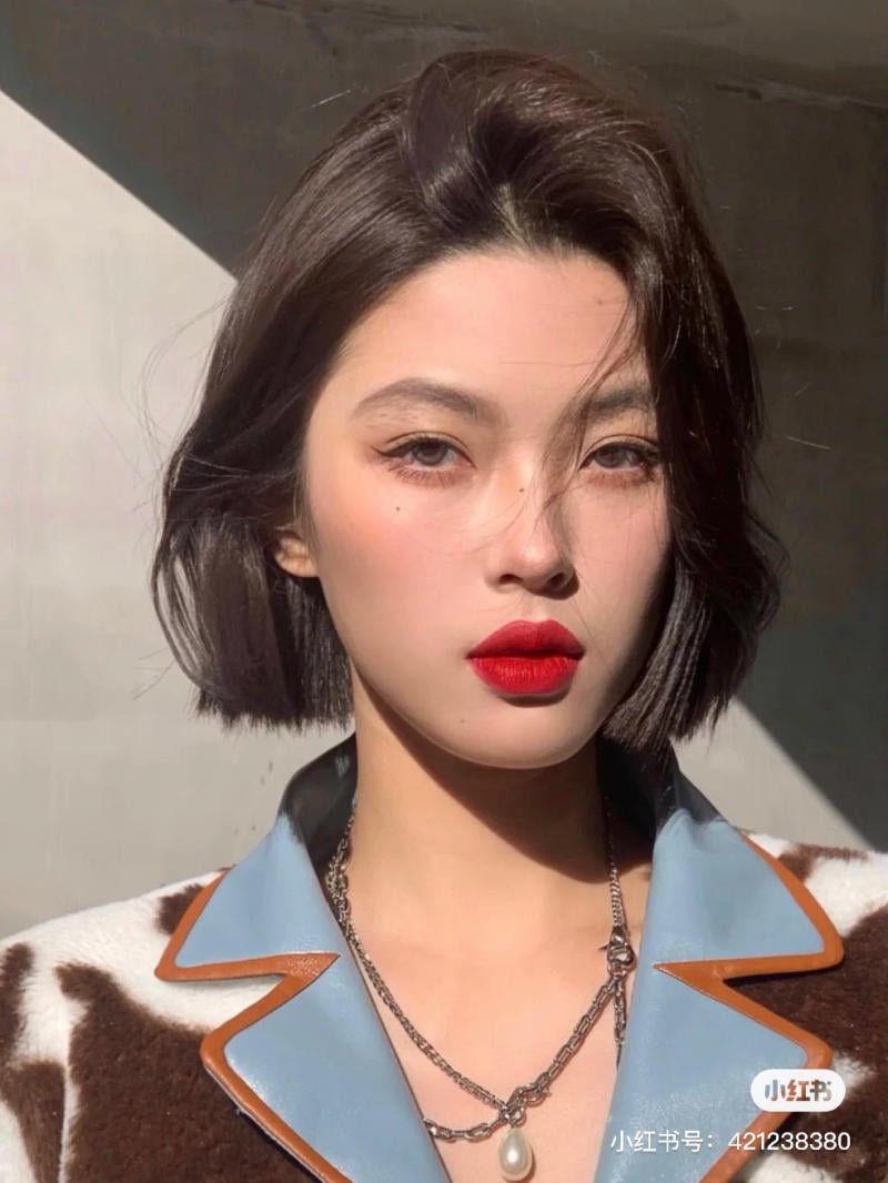 mat-tron-de-toc-gi__2__e13384f17bdd4d8391f3a46c52a73acf Mặt tròn để tóc gì