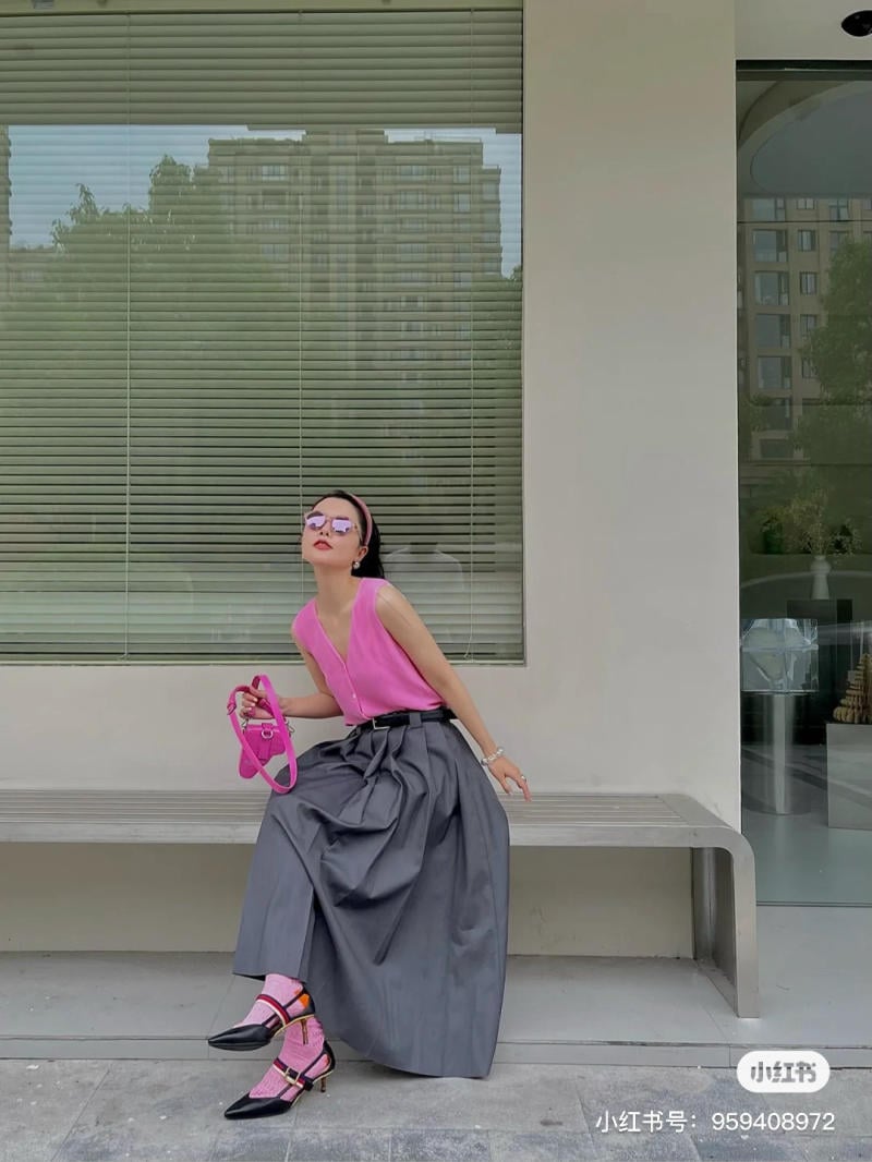 mau-hong-canh-sen-mac-voi-mau-gi__10_-jpg_a2f557124e704678bdc621737bf7b747 Màu hồng cánh sen