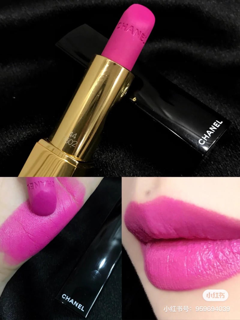 mau-hong-canh-sen-mac-voi-mau-gi__37_-jpg_dab0ca9befcd4e368954b391b14b2fbc Màu hồng cánh sen