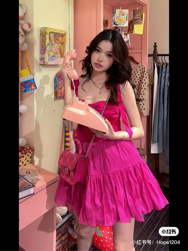 mau-hong-canh-sen-mac-voi-mau-gi__3_-jpg_dea2e151cfe641098bdaa7ccbba15ce1 Màu hồng cánh sen