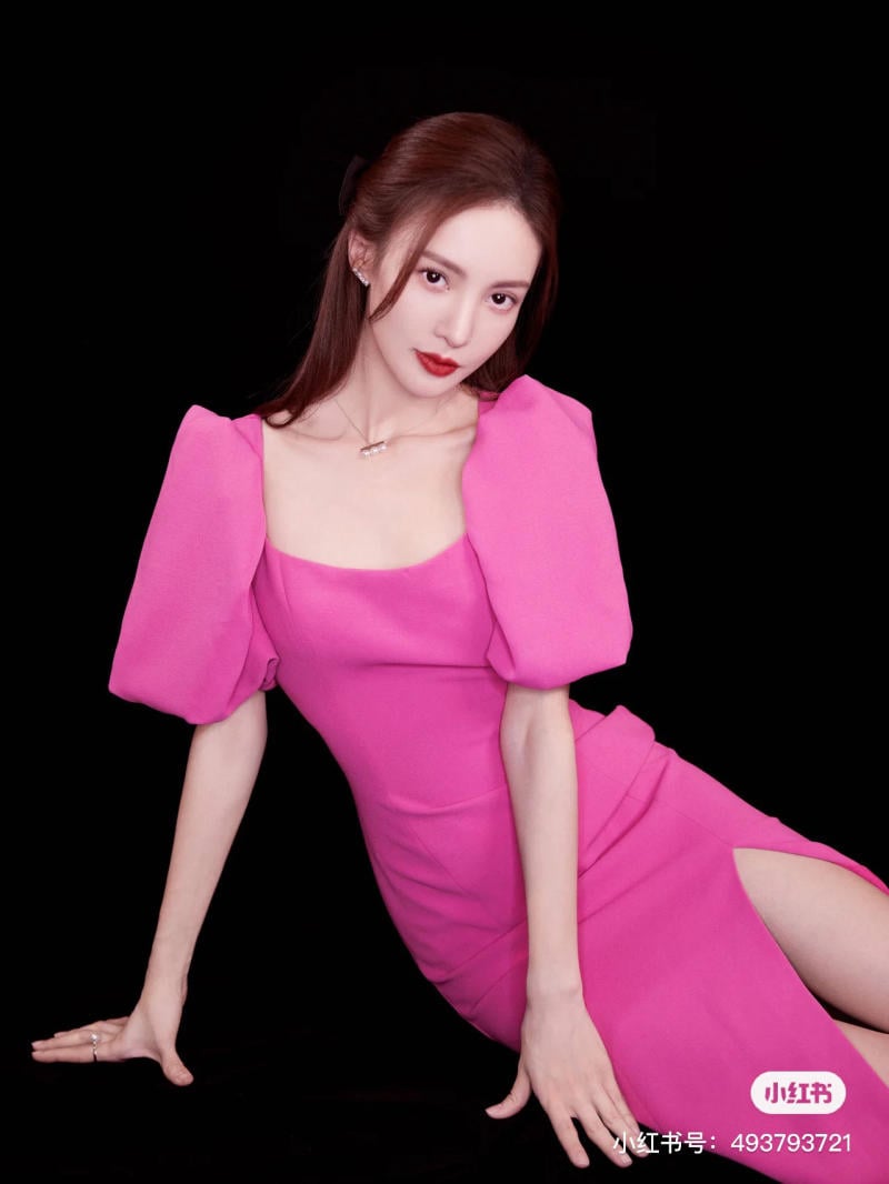 mau-hong-canh-sen-mac-voi-mau-gi__43_-jpg_eea6f58ad7234f60b06ff6f96fddf28c hồng cánh sen