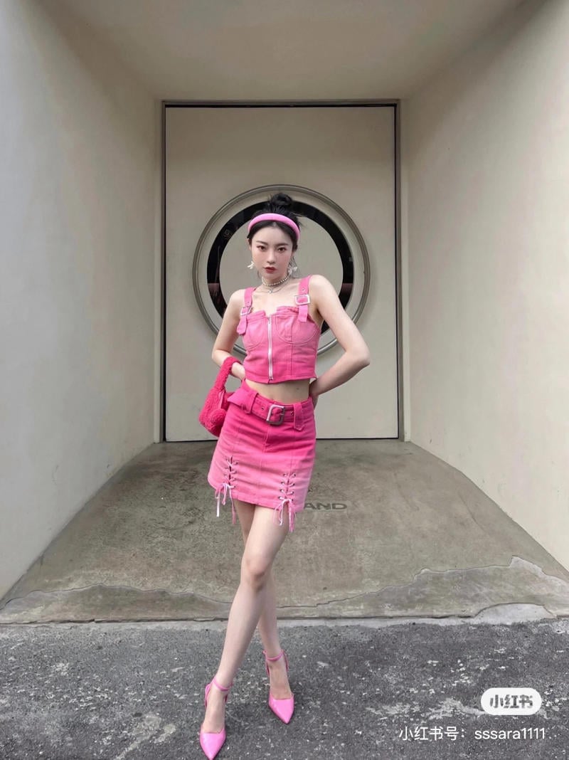 mau-hong-canh-sen-mac-voi-mau-gi__5_-jpg_0aec515031d14a6dacfcf3461de0bdd2 Màu hồng cánh sen