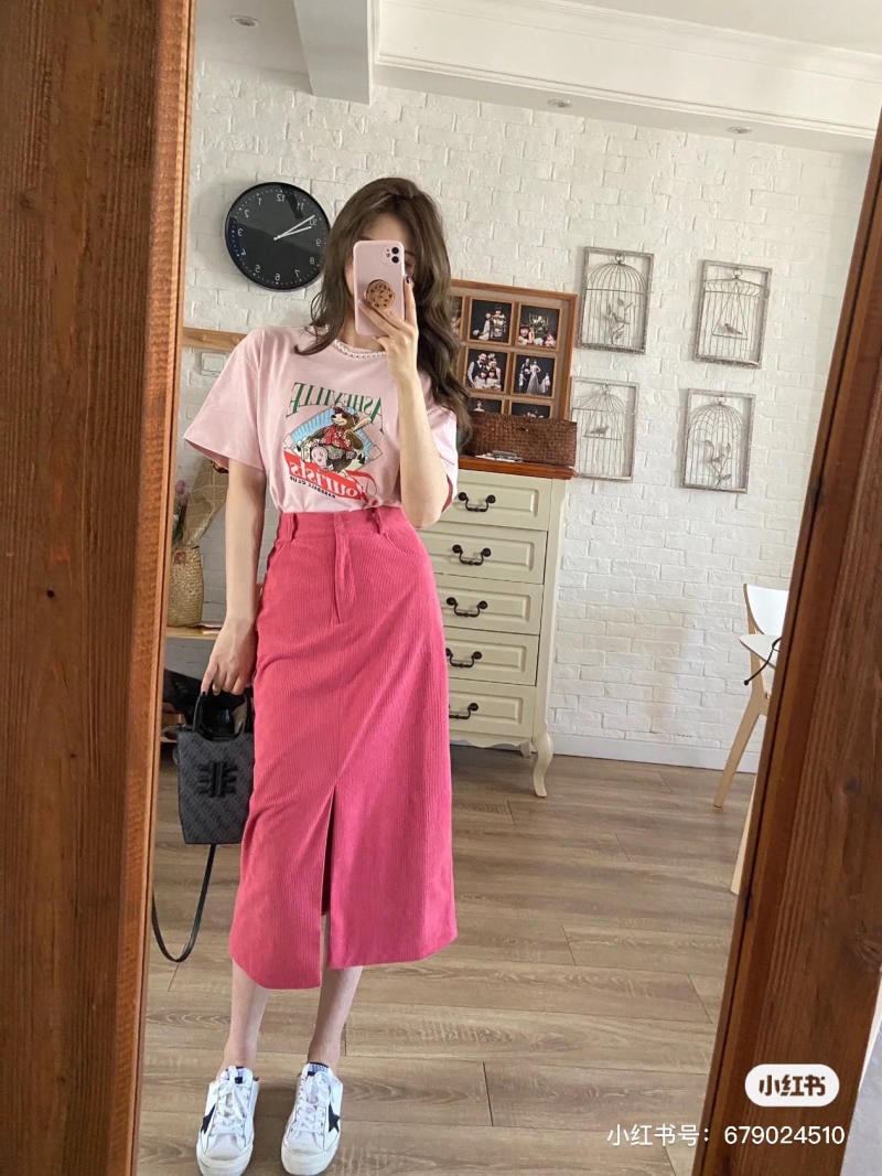 mau-hong-canh-sen-mac-voi-mau-gi__9_-jpg_d39f96de715548458dff680d97cf5f6a Màu hồng cánh sen