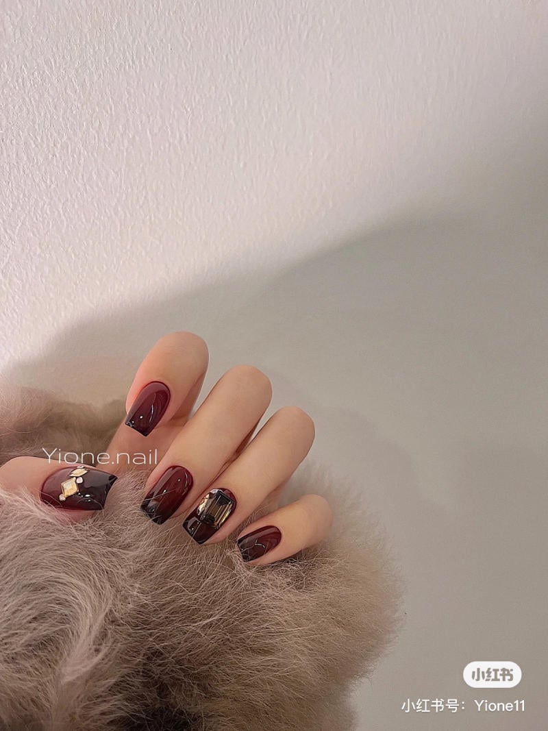 mau-nail-don-tet__30__d7d3cc603e854a9abf95670461de1e31 nail tết đỏ sang chảnh