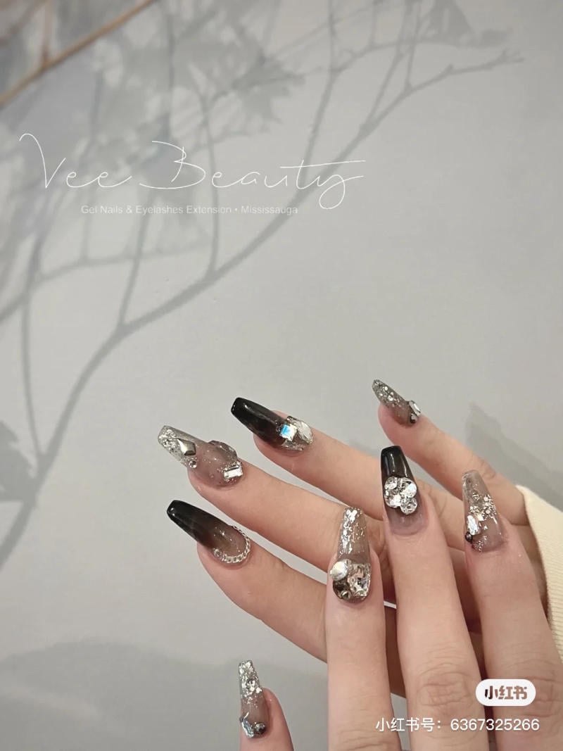 mau-nail-mat-meo-dep-2023__1__98897a44b24843629d1e3bd0684cb95d Mẫu nail mắt mèo kim cương đen