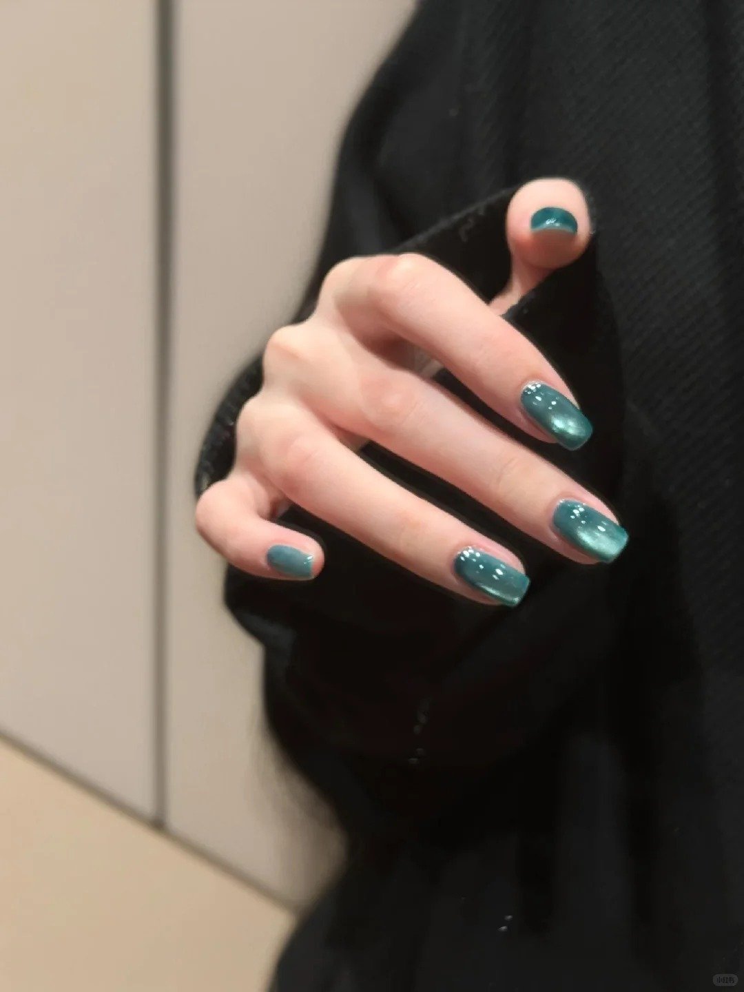 mau-nail-mat-meo-dep-cardina-26_c9fb2058f3794e07a95f96041485d517 mẫu nail mắt mèo