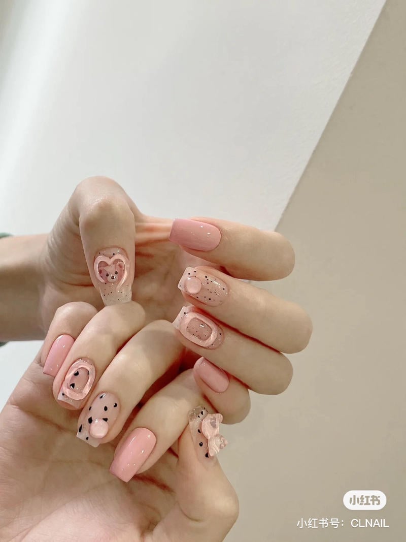 mau-nail-nhe-nhang-cardina__20__dda64559a3f4455aa3060f6d1711951a Mẫu móng tay đẹp nhẹ nhàng màu hồng