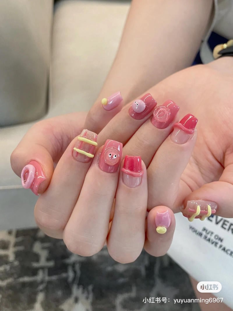 mau-nail-nhe-nhang-cardina__24__75ca3131cfe54e0ca50056f39d8c9cfb Mẫu móng tay đẹp nhẹ nhàng màu hồng