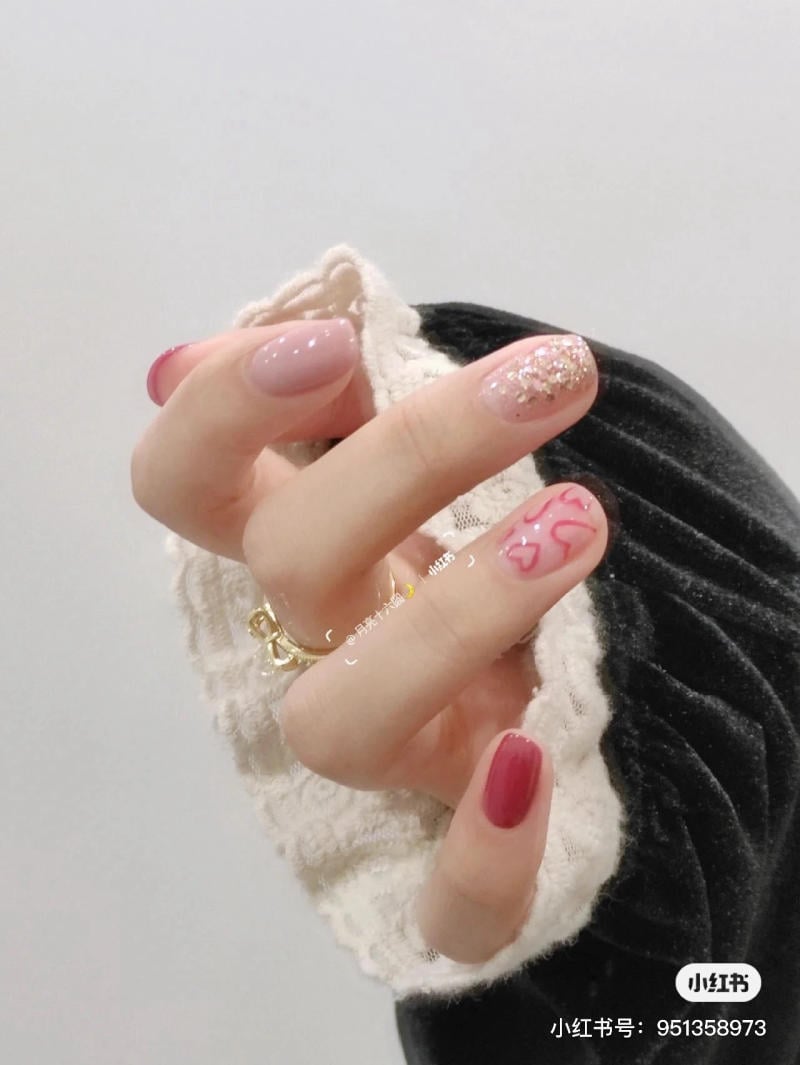 mau-nail-nhe-nhang-cardina__25__7733be174fe8436db04d35350c7bbb22 Mẫu móng tay đẹp nhẹ nhàng màu hồng