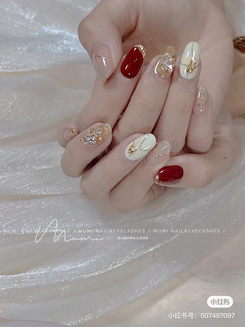 mau-nail-nhe-nhang-cardina__35__441b5521005441ff8bf4d6d3454b3ea4 Mẫu móng tay đẹp nhẹ nhàng màu đỏ