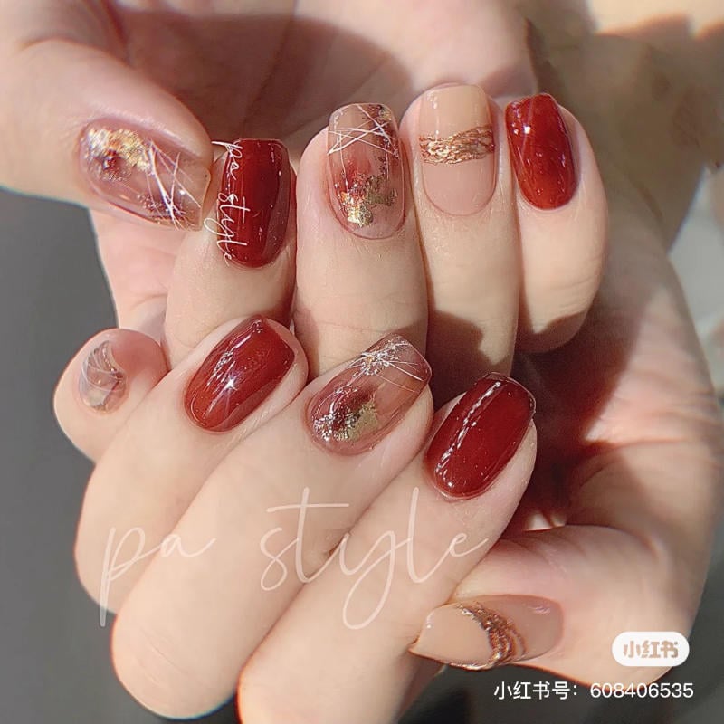 mau-nail-nhe-nhang-cardina__38__7ca652ba5b5c4f3b9fd8c0e479443bb7 Mẫu móng tay đẹp nhẹ nhàng màu đỏ